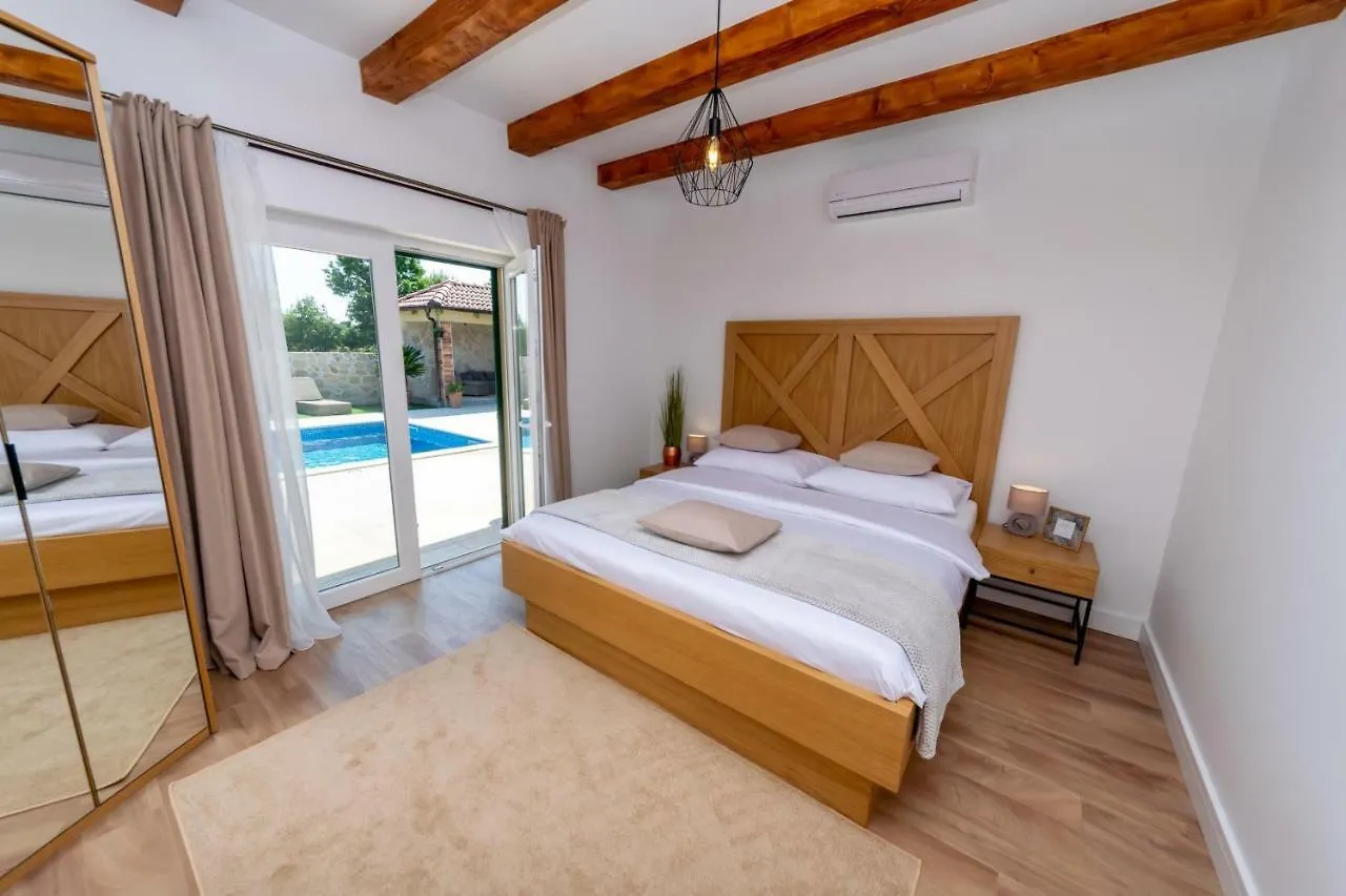Villa Idassa Zadarvillas Brisevo