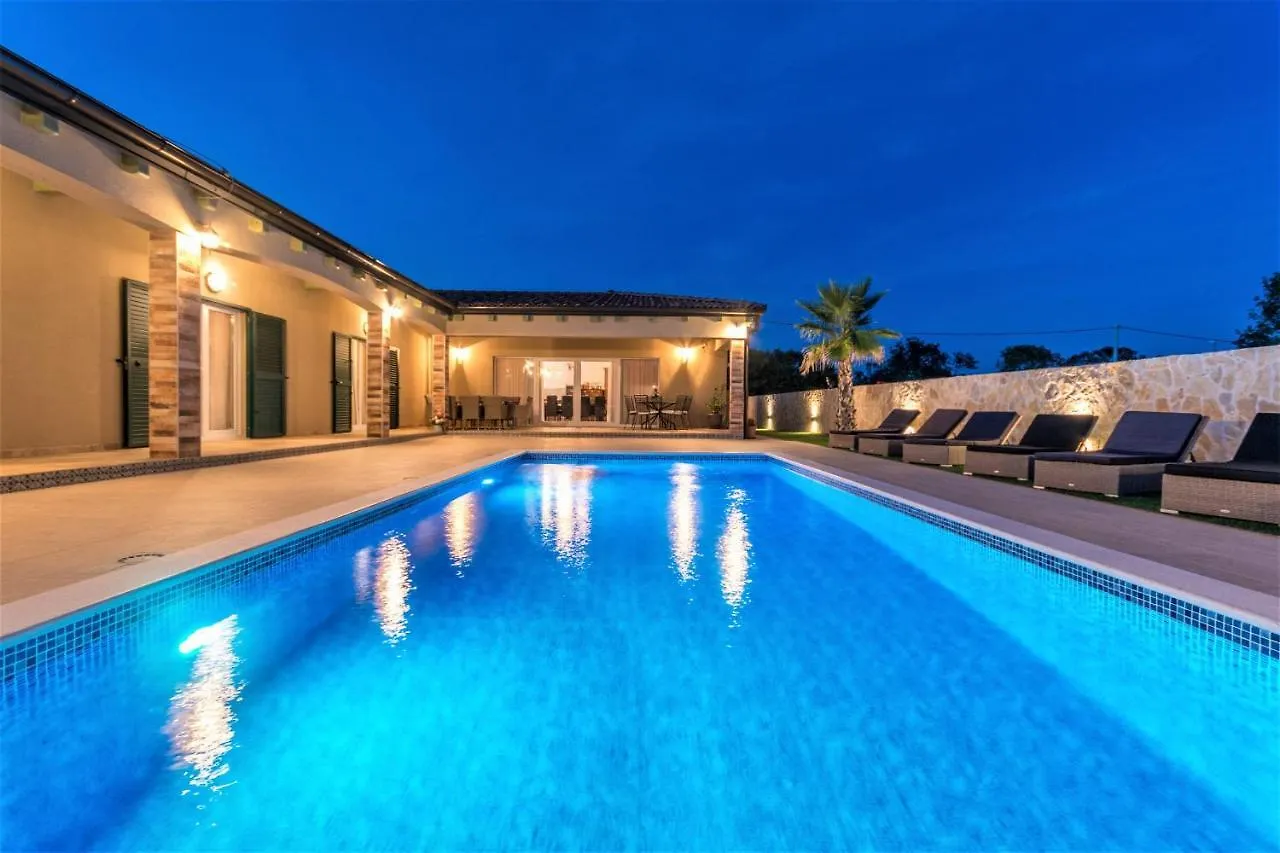 Villa Idassa Zadarvillas Brisevo