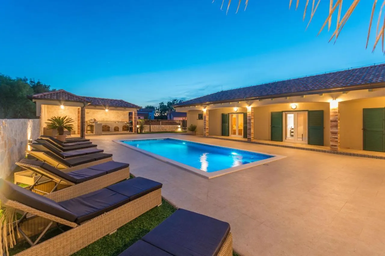 Villa Idassa Zadarvillas Brisevo